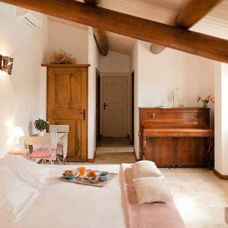 Provence Dodo Bed & Breakfast Villeneuve  Luaran gambar